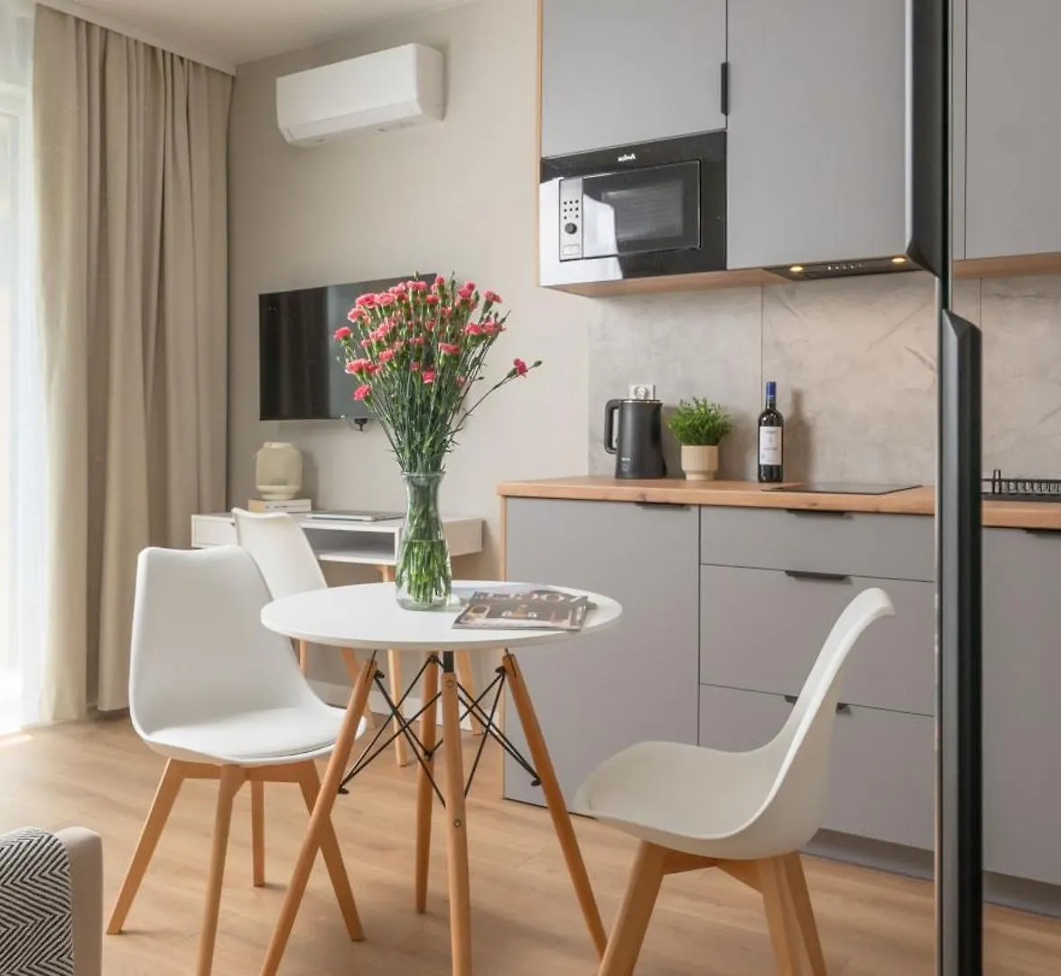 Legnicka Residence Studio Apartments With Ac - Properunit فروتسواف 0*,